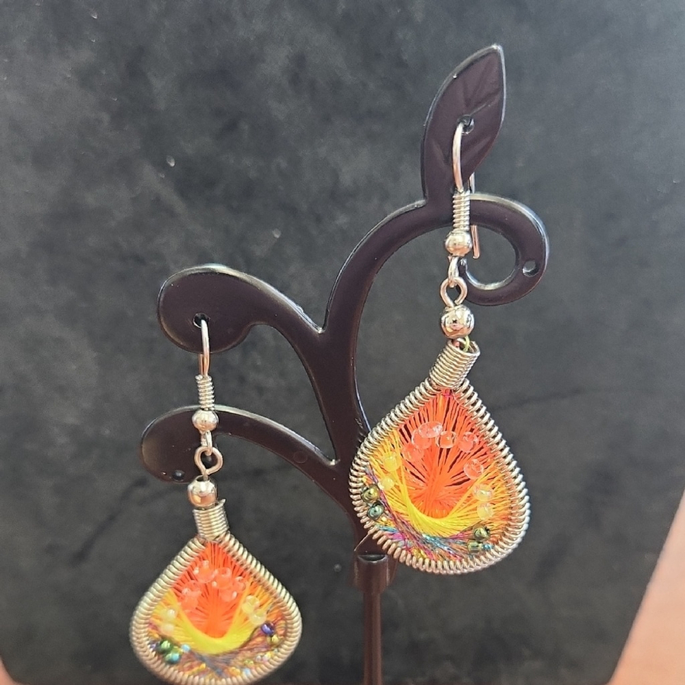 Spirit Of Nature Sunset Glow Teardrop Earrings with Intricate Handwoven Thread - Picture 4 of 6